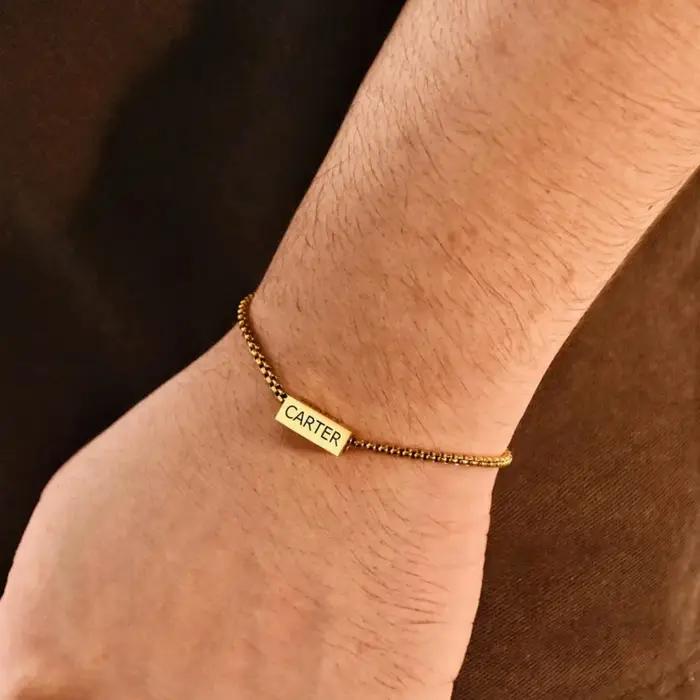 Bracelet avec nom gravé personnalisé pour femmes et hommes