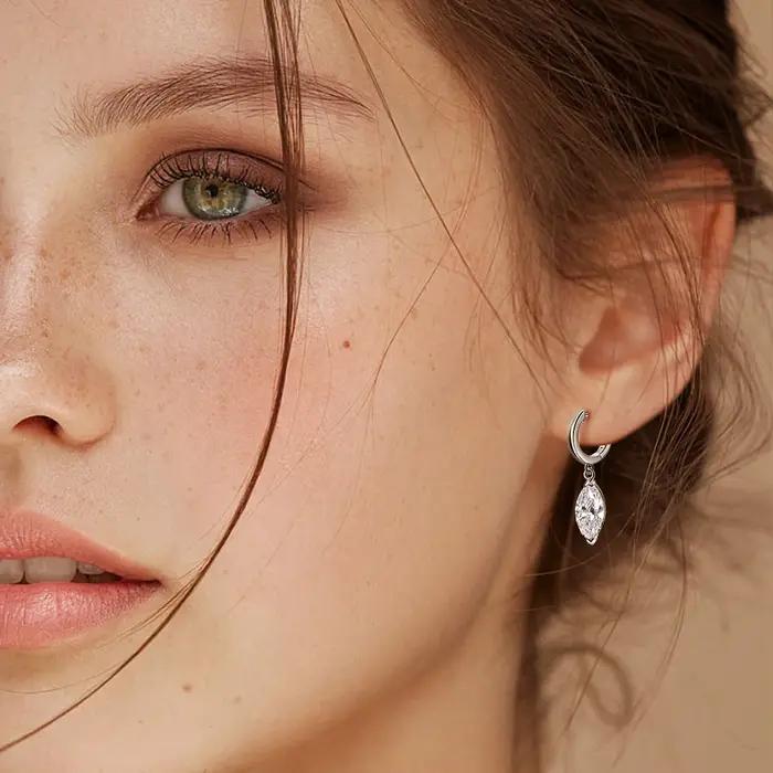 Boucles d'oreilles pendantes en moissanite coupe marquise pour femme