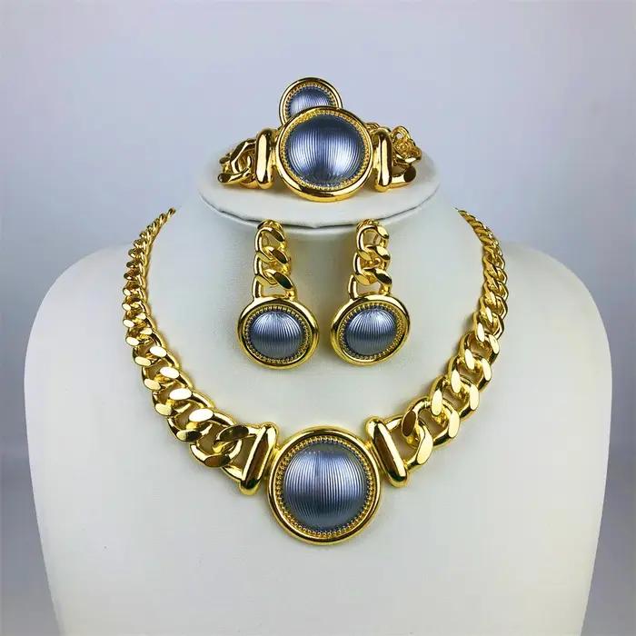 Ensemble de bagues et boucles d'oreilles pour femmes