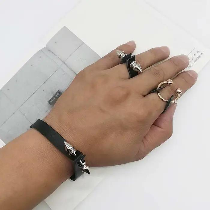 TOTABC-Bague ronde en cuir faite à la main pour hommes et femmes, bracelet noir, cadeau de bijoux, mode masculine, vente en gros