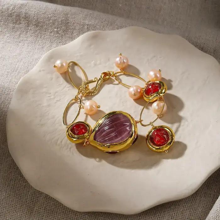 Bracelet en perles d'eau douce naturelles, design asymétrique pour femmes, accessoire vintage, bijou