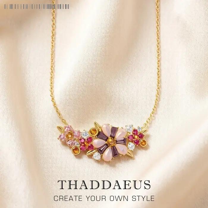 Collier fleurs pierres colorées