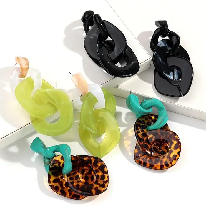 Grandes boucles d'oreilles Punk en acrylique rhomboïde géométrique