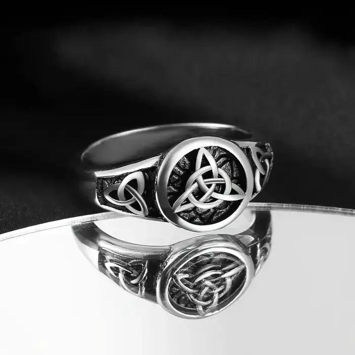 Nouvelle bague triple en argent thaïlandais rétro 2026, motif nœud celtique, amulette celtique sorcière européenne et américaine, bague diamant