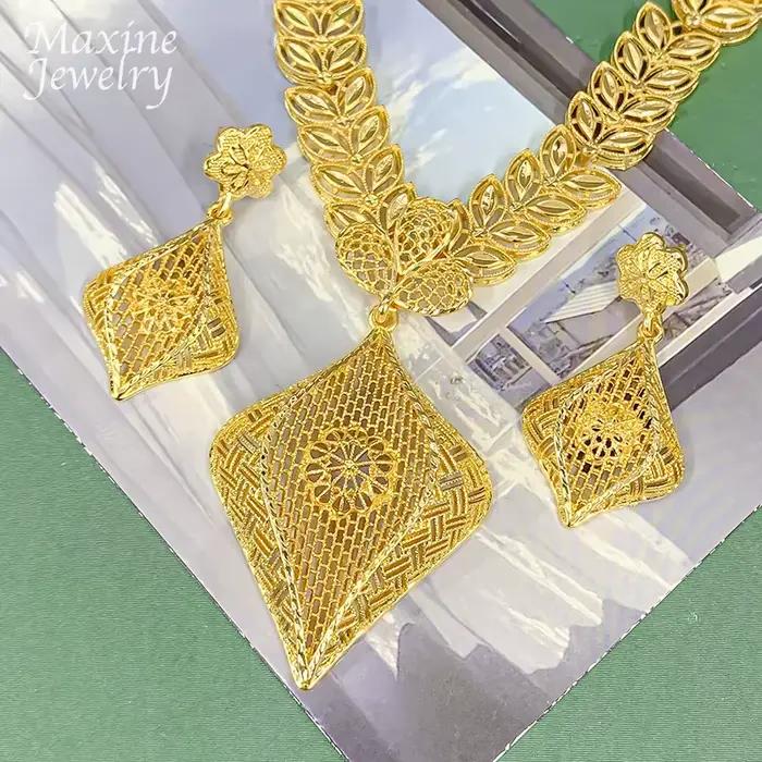 Ensemble de bijoux plaqué or 18 carats de Dubaï au design original et unique pour femmes