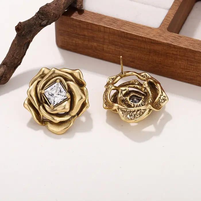 Boucles d'oreilles vintage en forme de rose élégantes pour femmes bijoux hypoallergéniques pour occasions spéciales anniversaire bureau et vacances