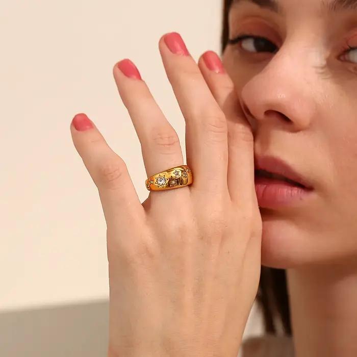La.Muses rétro étoile lune bague en acier inoxydable bijoux élégant métal céleste femmes