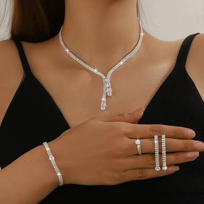 Ensemble collier et boucles d'oreilles au tempérament doux - accessoire de bijouterie de mariage luxueux