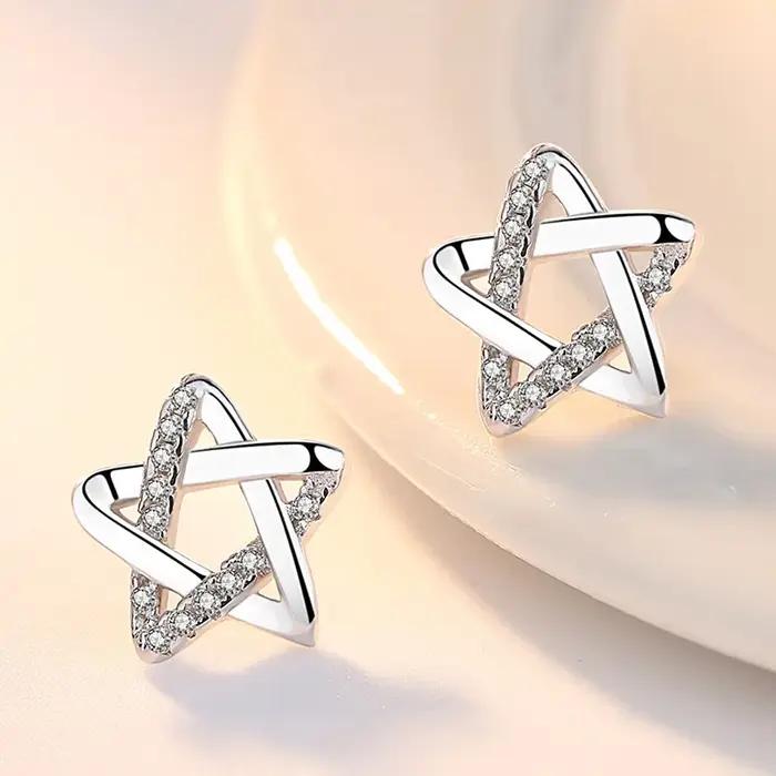 Boucles d'oreilles élégantes en argent sterling 925 avec étoiles en zircon pour femmes pour mariage et soirées de gala