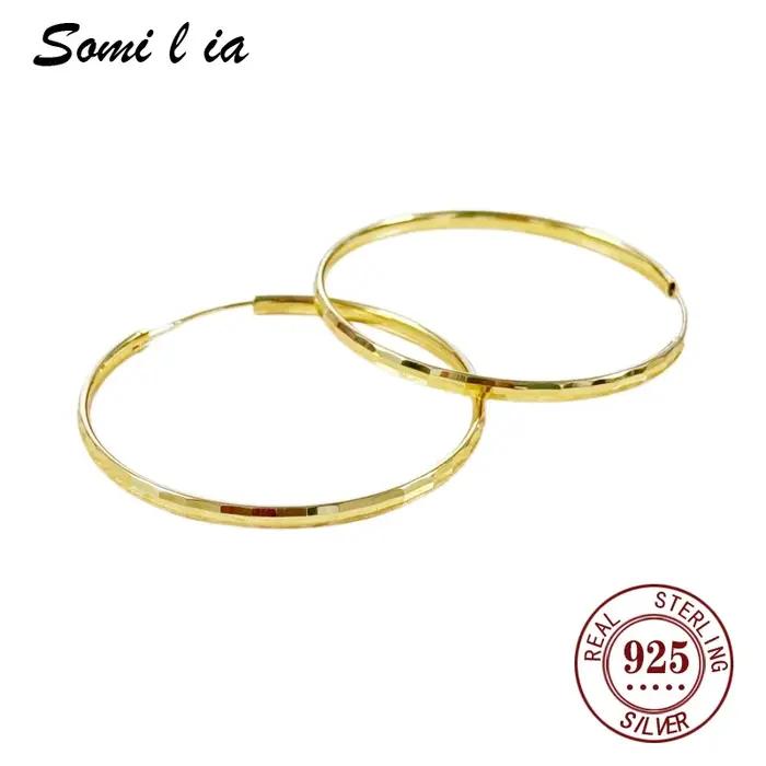 Bague ronde en argent sterling 925 hypoallergénique pour femmes occasions spéciales bijou de tous les jours hyperbolique elegant