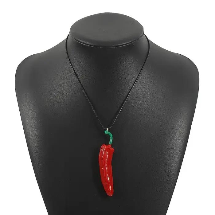 Collier pendentif ULBelle rouge pour femmes style boho fête de vacances bijou fantaisie cadeau spécial