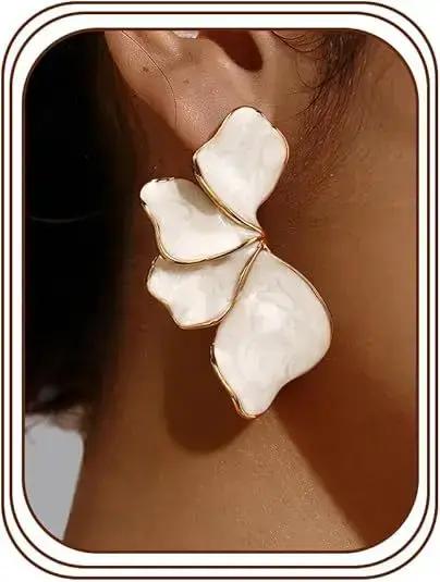 Boucles d'oreilles fleuries en or 18 carats pour femme