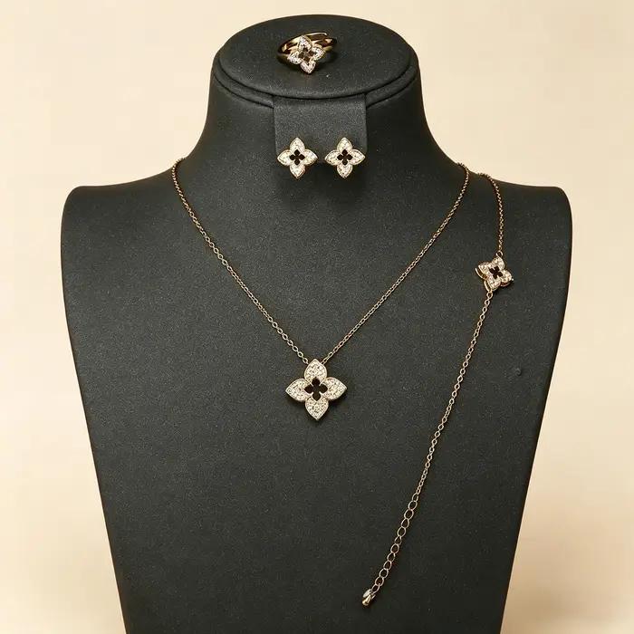 Ensemble de bijoux de luxe 4 pièces en forme de trèfle avec zirconiums cubiques - Collier