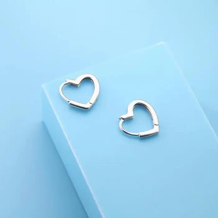 Boucles d'oreilles coeur en argent regardé 925 pour femmes