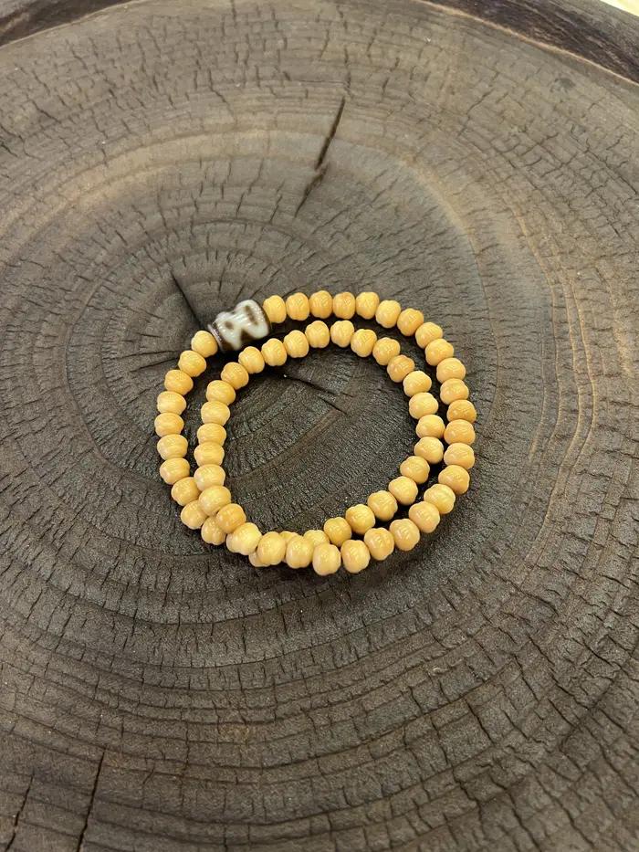 Bracelet à double boucle en perles de citrouille Bodhi jaunes