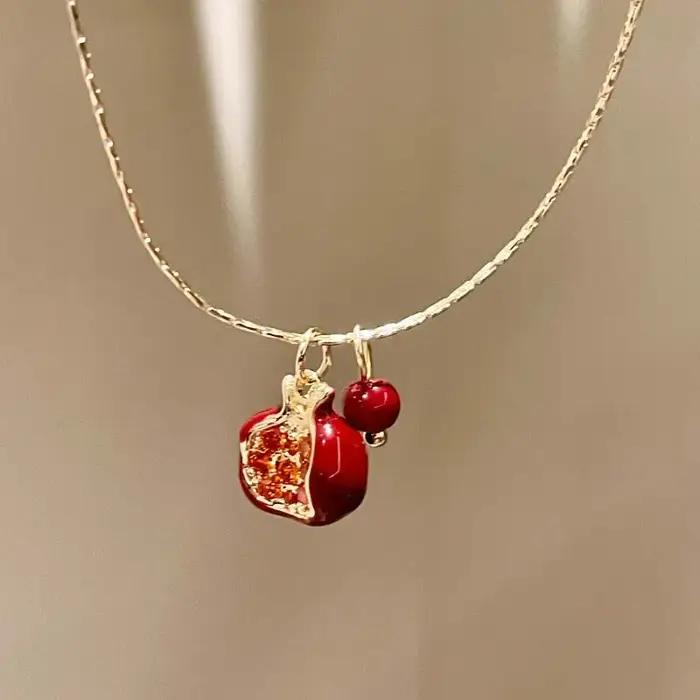 Collier pendentif grenade rouge femme style classique chaîne de clavicule tracker d'humeur occasion party bijoux cadeau de fête