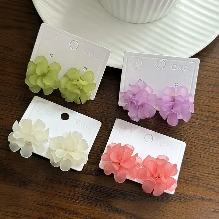 Boucles d'oreilles élégantes à la mode pour femmes