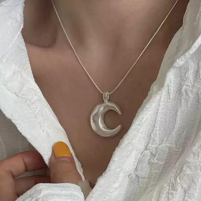 Collier pendentif lune en argent regardé S925 pour femme