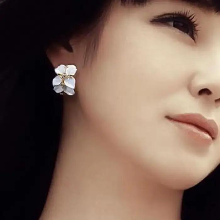 Boucles d'oreilles fleur de gardénia pour femmes