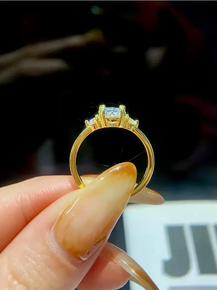 Bagues en moissanite 1