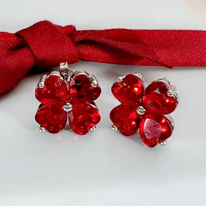 Boucles d'oreilles trèfle en cristal classiques pour femmes