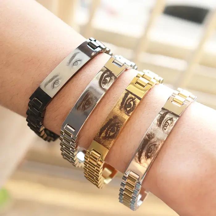 Bracelet de montre personnalisé avec image d'oeil gravée
