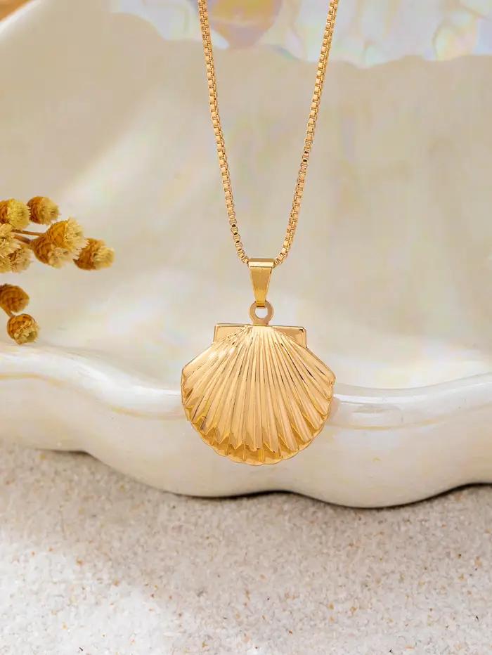 Collier pour femme à la mode de style bohème avec un pendentif en forme de coquillage qui peut être ouvert