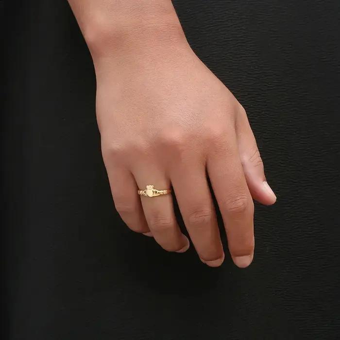 Bague Claddagh irlandaise en acier inoxydable