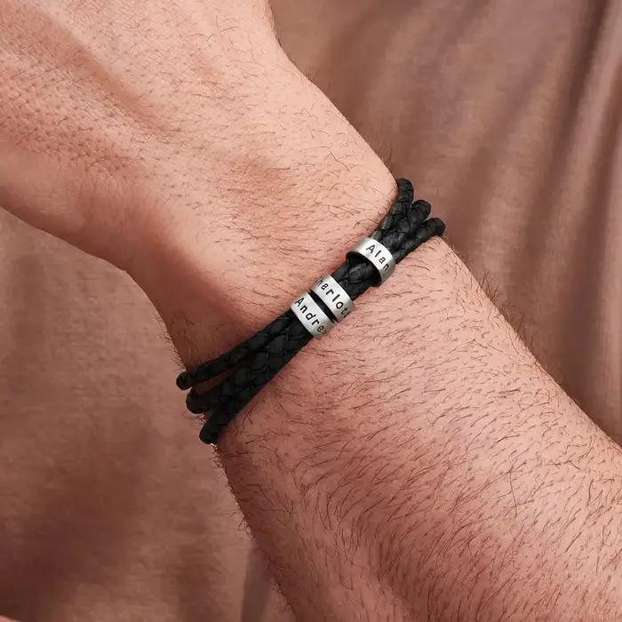 Bracelet personnalisé gravé avec un nom