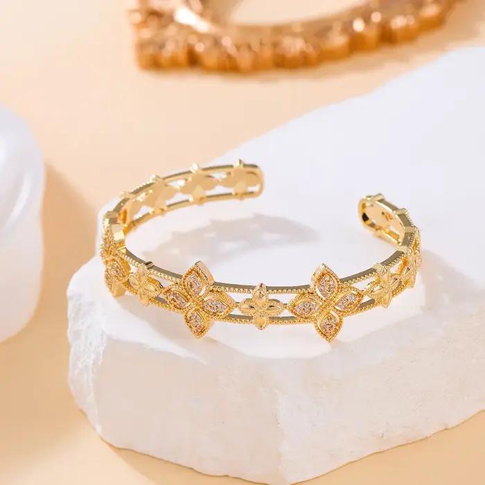 Bracelet manchette fantaisie feuille de trèfle, ouvert, zircon cubique, fleur de luxe