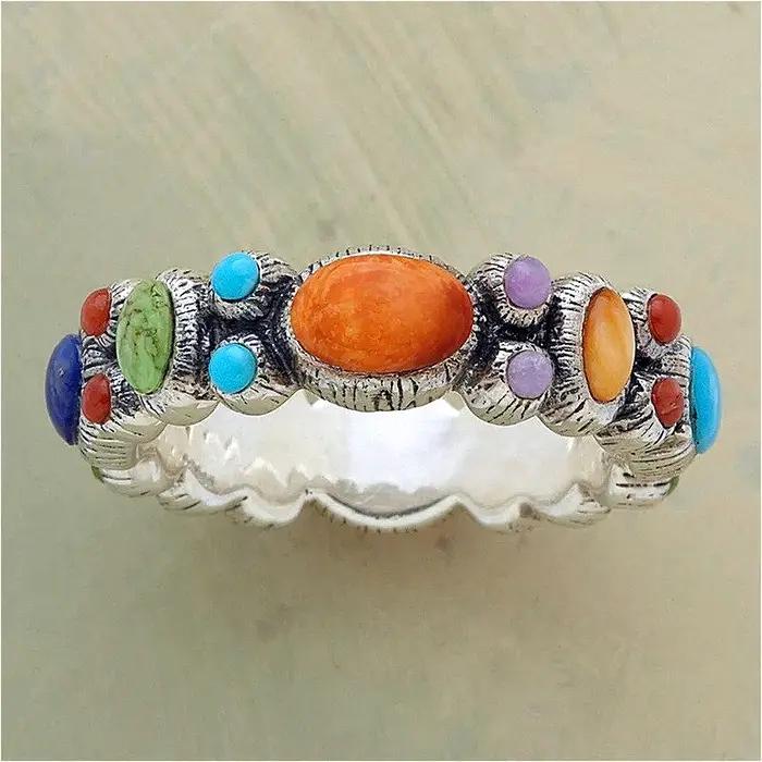 Bague plaquée argent avec pierres synthétiques colorées incrustées