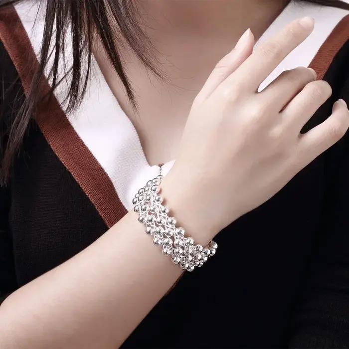Marques populaires Bracelet pendentif en perles de raisin fines