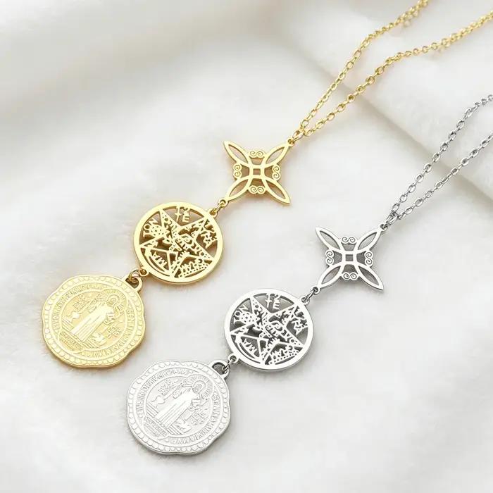 Collier triple protection avec nœud de sorcière