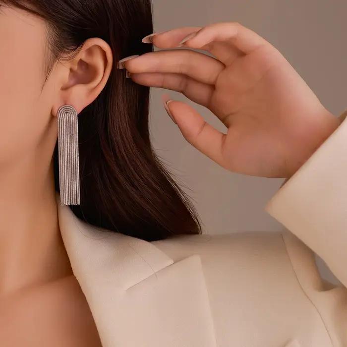 Boucles d'oreilles longues à franges pour femmes