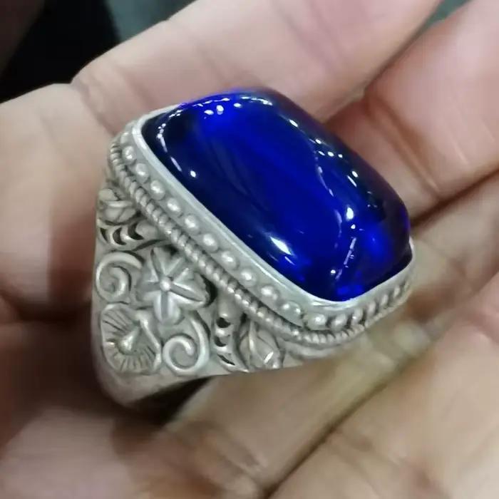 Bague vintage en aigue-marine naturelle
