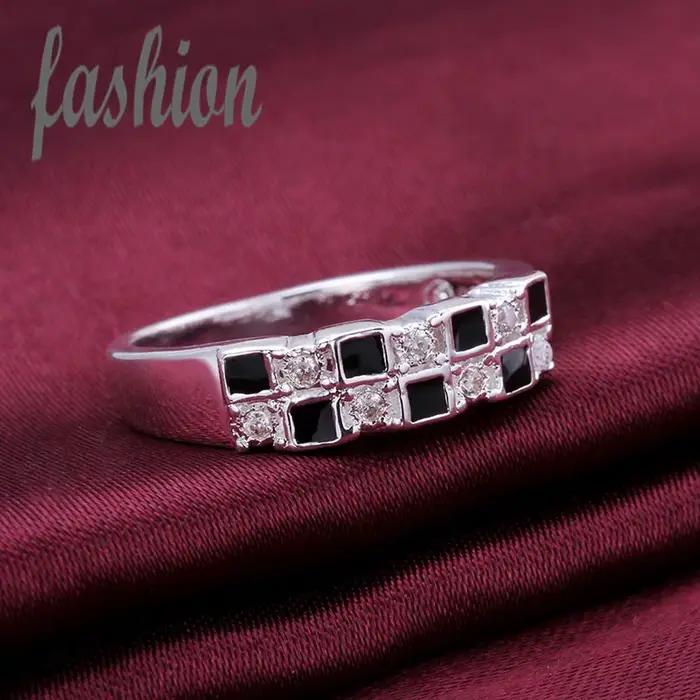 Bague plaquée argent avec cristal incrusté pour femme