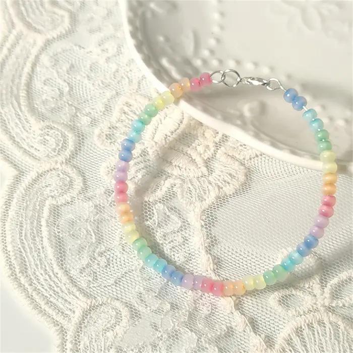 Bracelet de perles aux couleurs arc-en-ciel pour filles