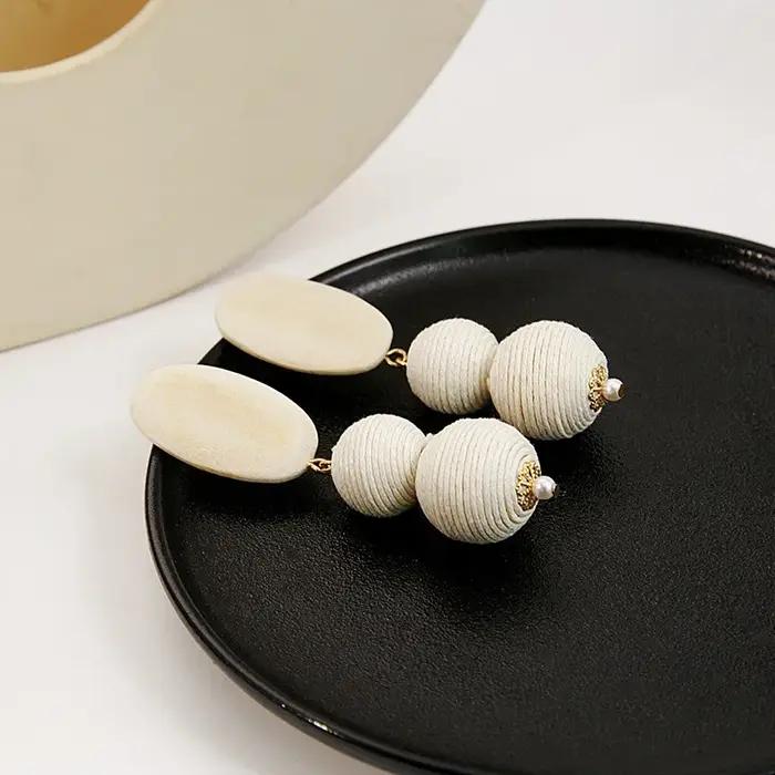 Boucles d'oreilles longues en perles de bois Vintage pour femmes