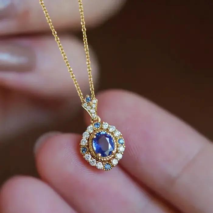 Colliers pendentif de la présidence pour femmes
