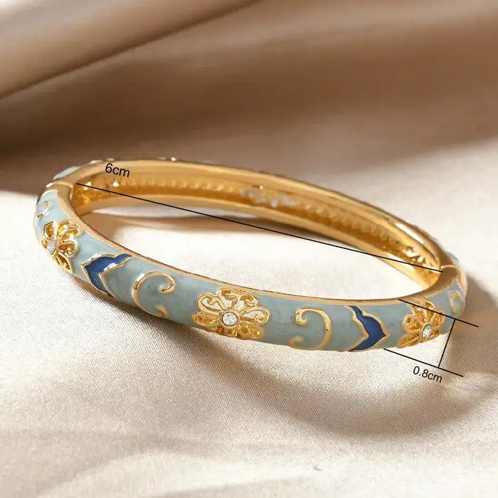 Bracelet Manchette de Luxe Style Ethnique Doré avec Fleurs Émaillées Multicolores et Zircons pour Femme Occasions Spéciales Bagues Colliers Boucles d'Oreilles Bijoux Bohèmes