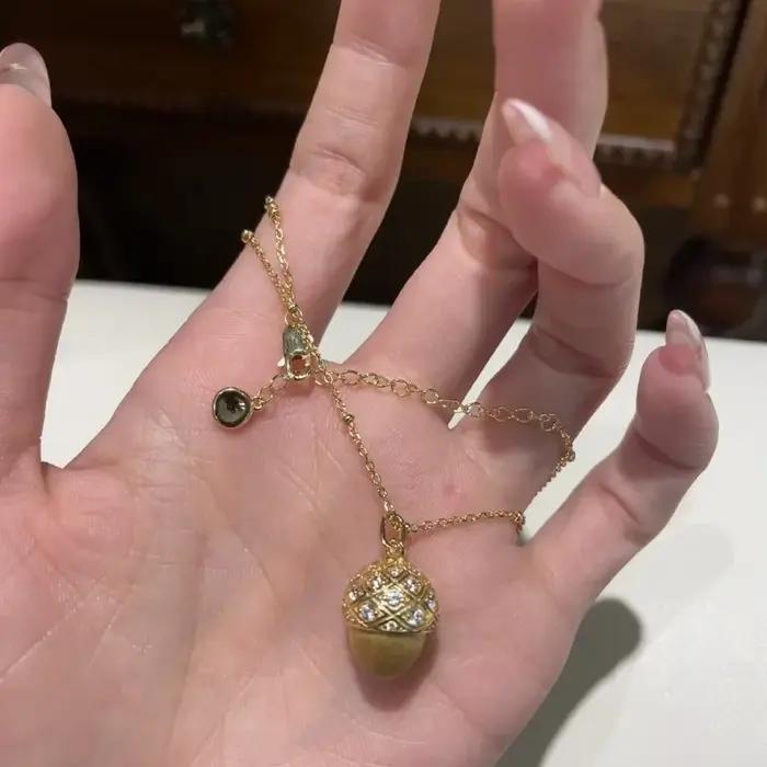 Breloques de luxe légères