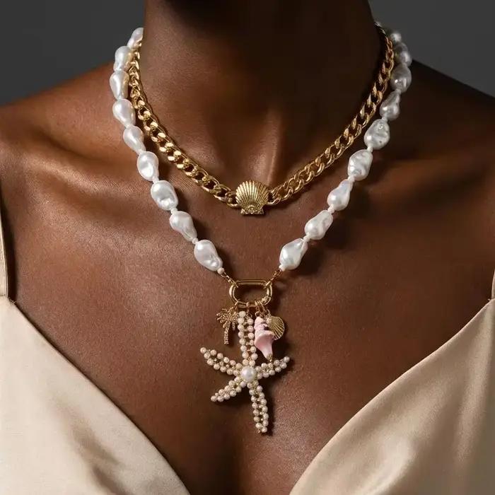Collier chic superposé avec pendentifs imitation perle
