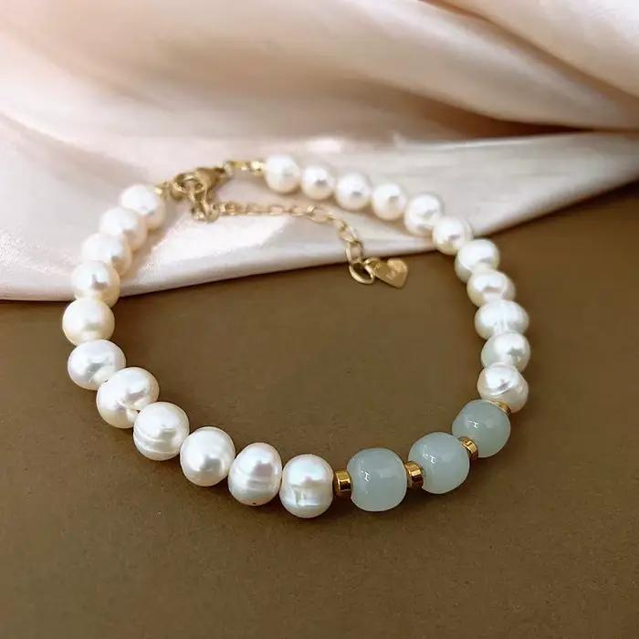 Bracelet en perles d'eau douce baroques et pierre de Jade naturelle