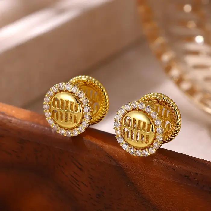 Boucles d'oreilles double face en forme de lettre créoles Huggie avec cristaux ronds pour femme bijoux de luxe cadeau mode anniversaire occasions spéciales