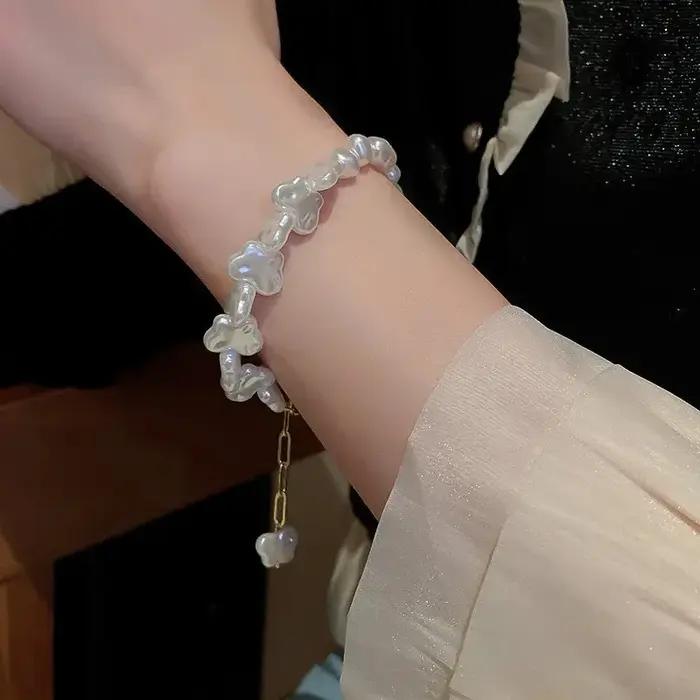 Bracelet élégant en perles baroques pour femmes