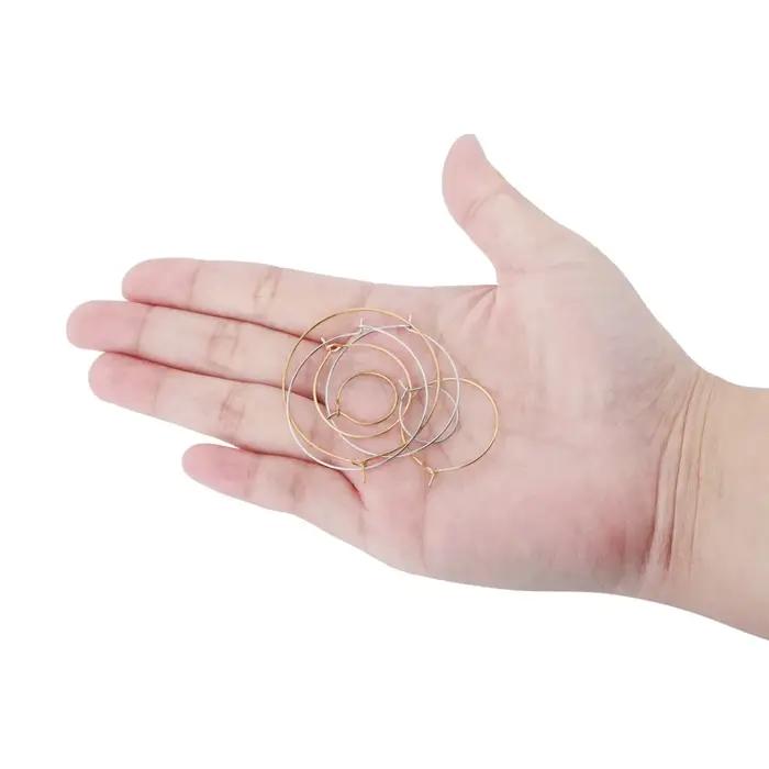 Boucles d'oreilles en fil de grand cercle en acier inoxydable doré