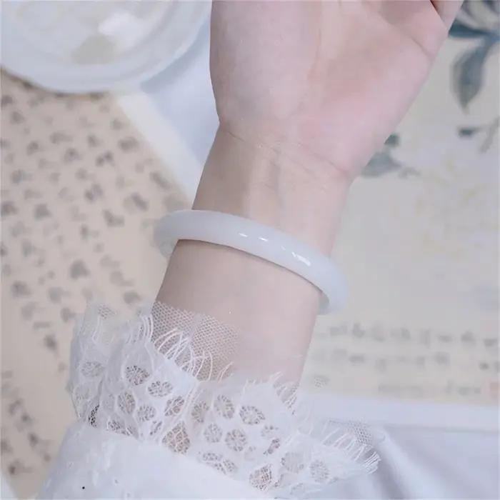 Bracelet vert blanc pour belle fille