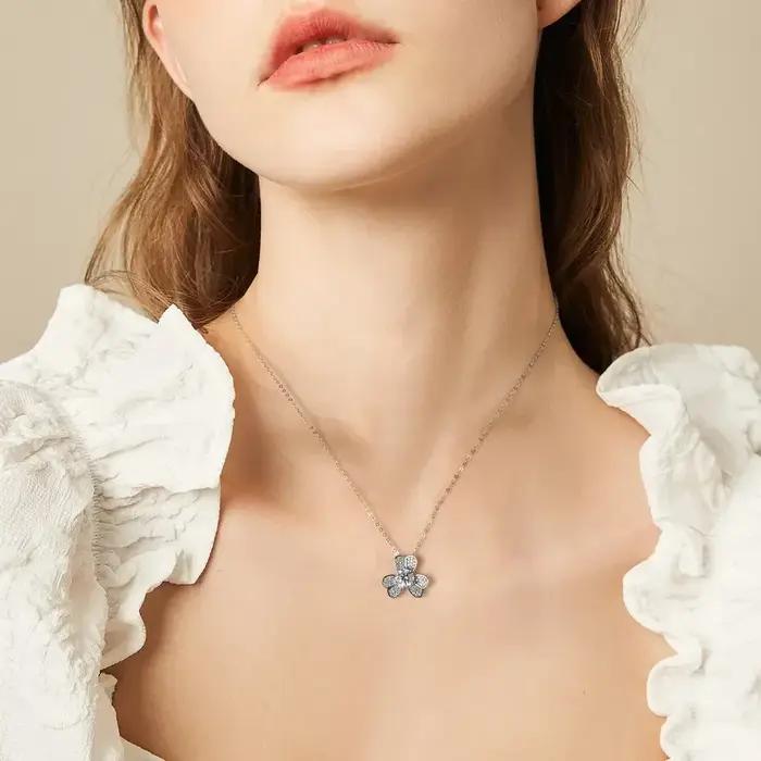 Collier Trèfle en Moissanite 1 carat Pretty Beauty pour Femme