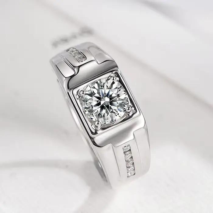 Bague en argent sterling 925 sertie de zirconium blanc élégante pour mariage et fiançailles cadeau tendance bijoux de qualité haute occasion spéciale女性和男性结婚和订婚的925纯银锆石闪耀戒指,时尚礼物,高品质珠宝,适用于特殊场合