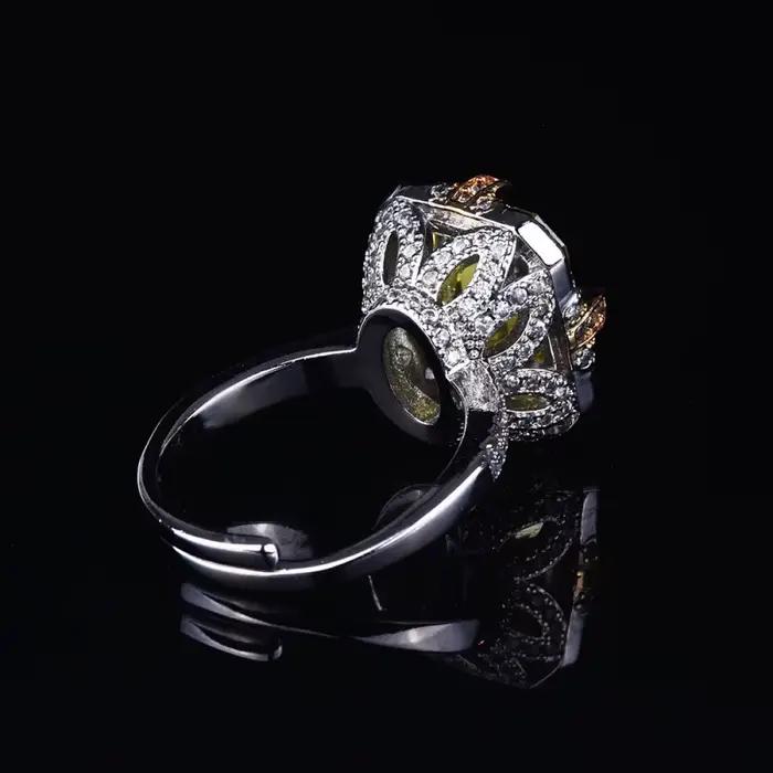 Collier pendentif Huitan Ice Flower Cube en zirconium pour femmes